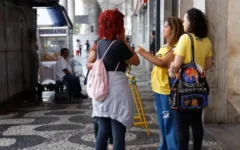 MEC quer estender Pé-de-Meia a todos estudantes do ensino médio público