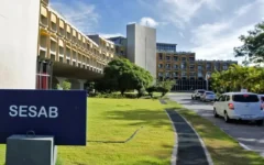 Sesab anuncia novos reajustes salariais para servidores da saúde a partir de março de 2026